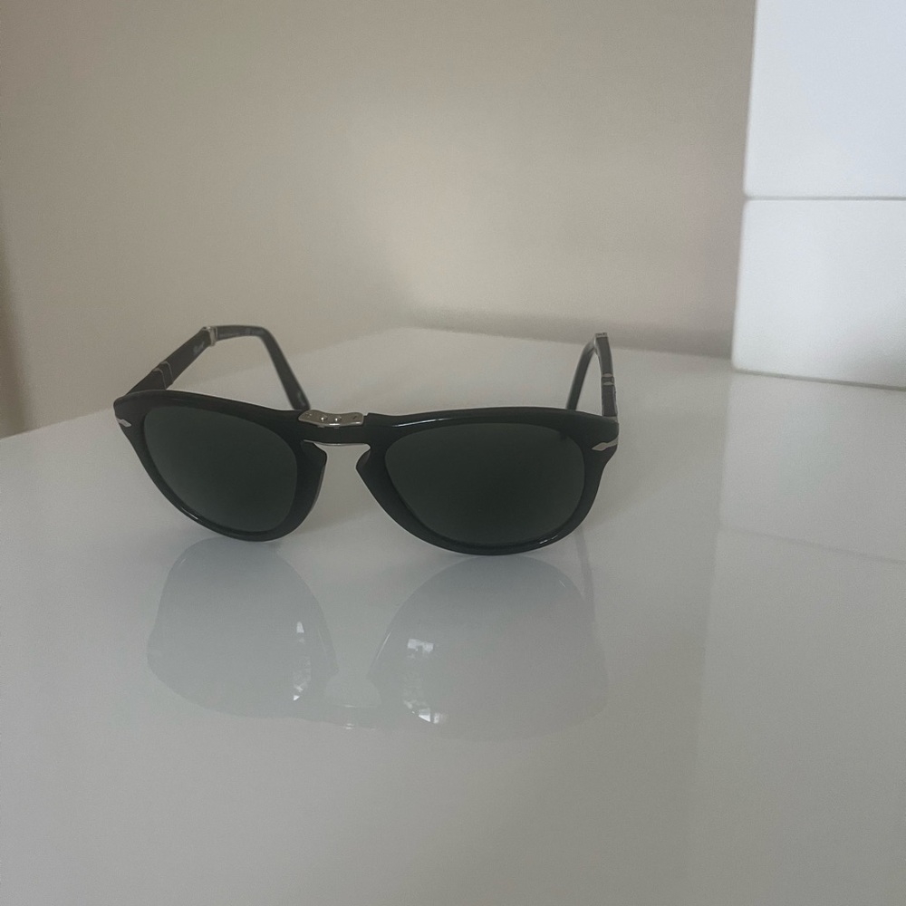 Hand made in Italy, Persol polarized folding glasses